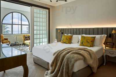 Harveys At The Mansions