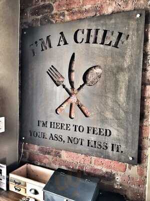 Cut And Craft Bistro