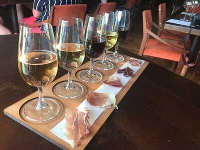 Frogitt & Vonkel Wine Bar