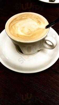 L8 Panini & Cafe Bar