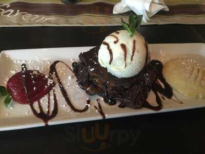 Saveur Restaurant - Loop Street