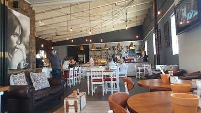 Sostanza Coffee Shop & Bakery