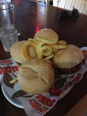 Hooters Fourways
