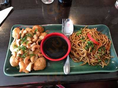 Mr Lin's Sushi And Thai