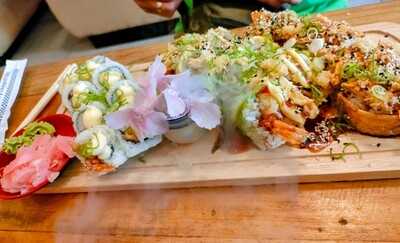 Mr Lin's Sushi And Thai