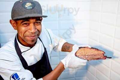 Holy Smoke Smoke House & Bar