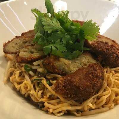 Simply Asia Green Point