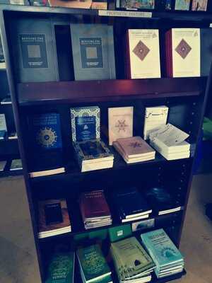 Timbuktu Books And Cafe