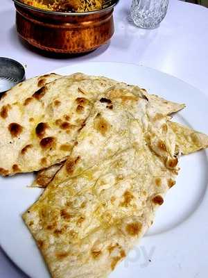 Taj Mahal Indian Restaurant