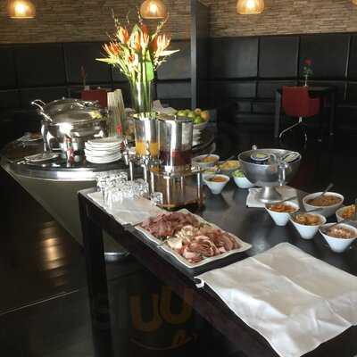 Cycad-first-class-lounge