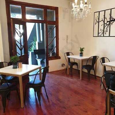 Arista The Barista & The Rawesome Kitchen