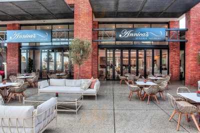 M Squared Bakery & Coffee Shop