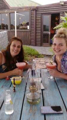 Mujo Bar & Restaurant