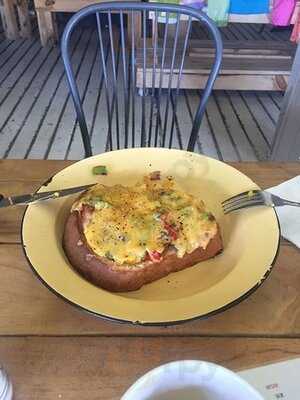 Bloutrein Restaurant Bakery And Trading Post