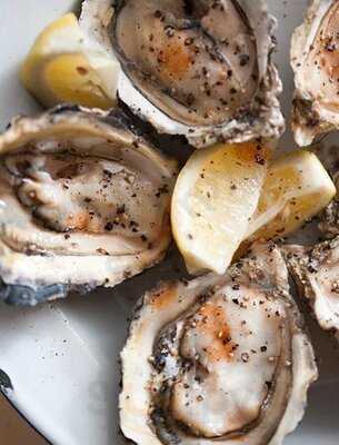 The Mussel Monger & Oyster Bar