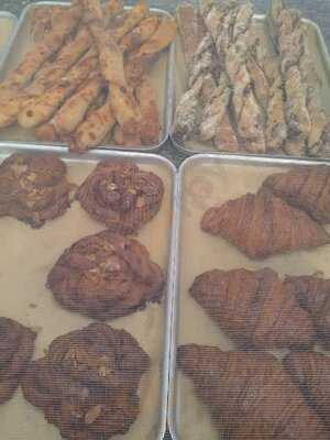 Vadas Smokehouse & Bakery