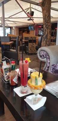 Cubana Havana Lounge & Latino Caffe