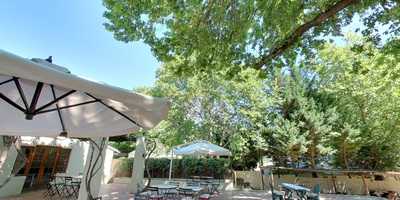 Le Pommier Wine Estate