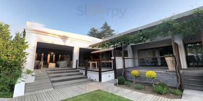 Slaley Bistro & Tasting Room, Stellenbosch - C/O R44 and Kromme Rhee ...