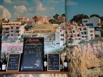 The Rendezvous On The Corner Pub And Grill