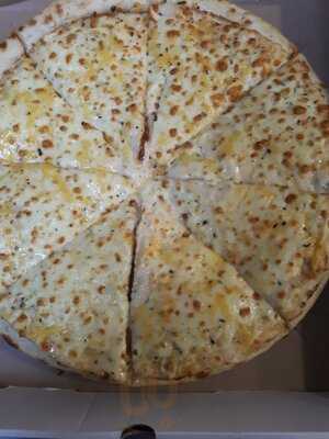 Debonairs Pizza