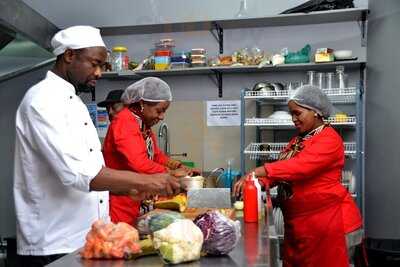 Mofire African Bar And Grill