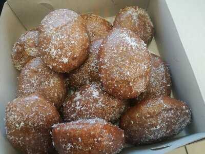 The Roadhouse Takeaway And Bakery