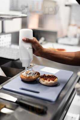 Stud The Burger Shop