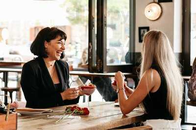 La Parada Olivedale Corner